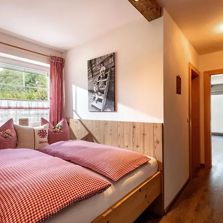 Silvana Zell am Ziller