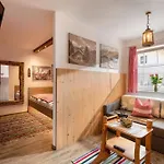 Silvana Zell am Ziller